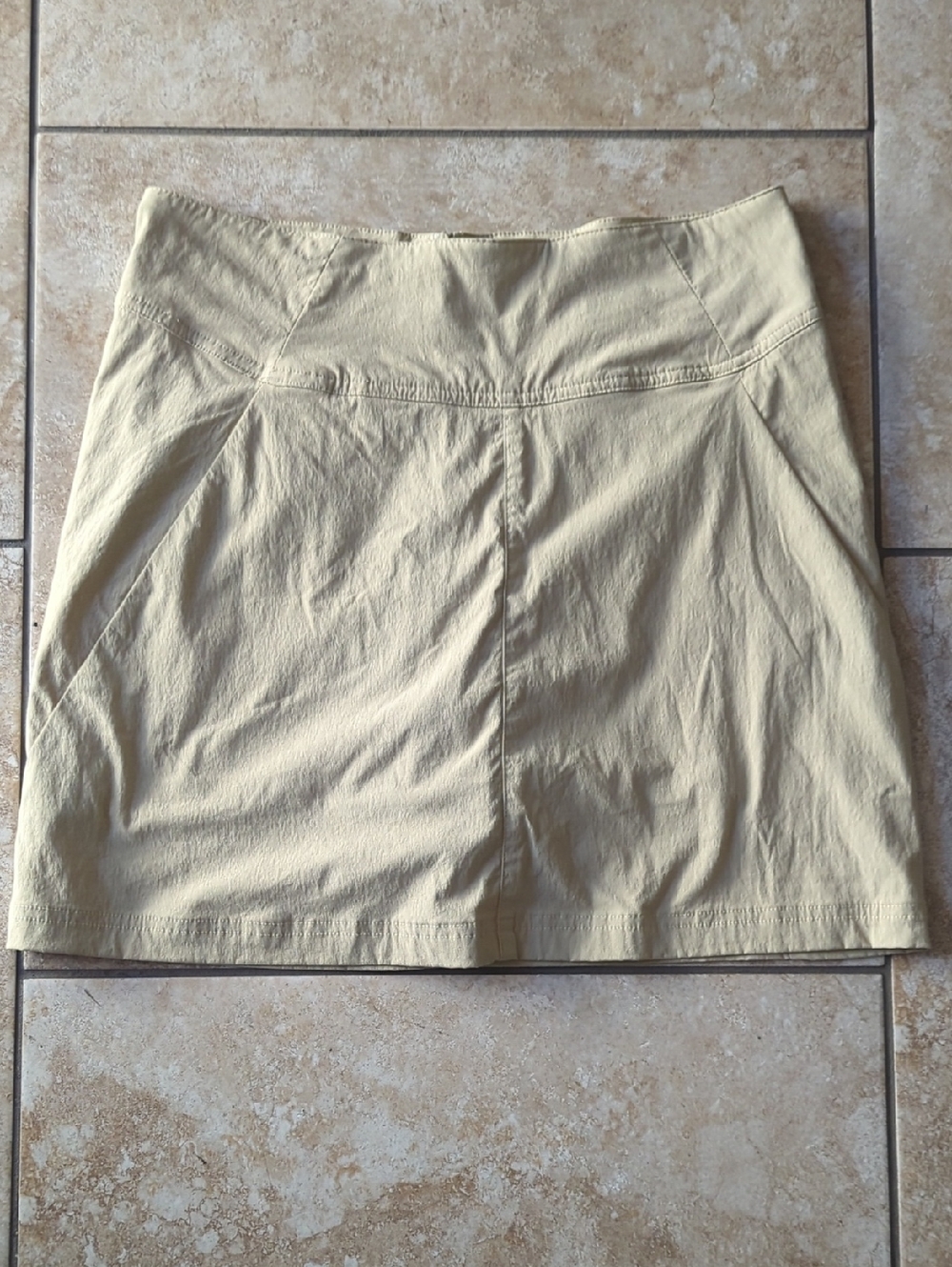 Royal Robbins Light Yellow Athletic Shorts.. Sports. skirt and shorts—all in one